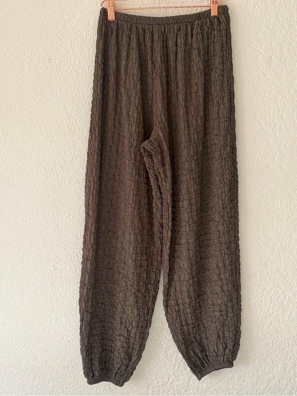Zara Brown Textured Elastic-Waist Joggers
